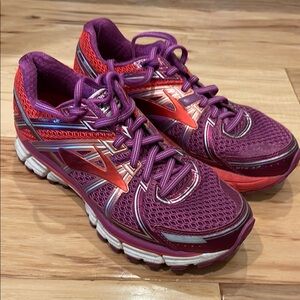 Brooks GTS 17